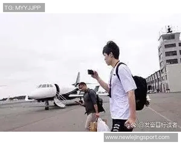 小杨带动开拓者周边商品销售激增813引发广泛关注 小杨带动开拓者周边商品销售激增813引发广泛关注