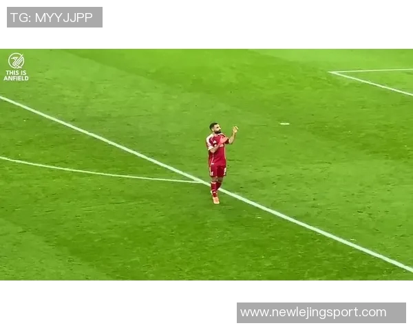 萨拉赫赛后离开布莱顿似暂别而非永别引发球迷热议 萨拉赫赛后离开布莱顿似暂别而非永别引发球迷热议