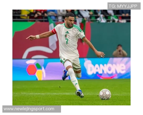 阿尔及利亚国家队公布新名单马赫雷斯本塞拜尼领衔齐达内之子卢卡入选