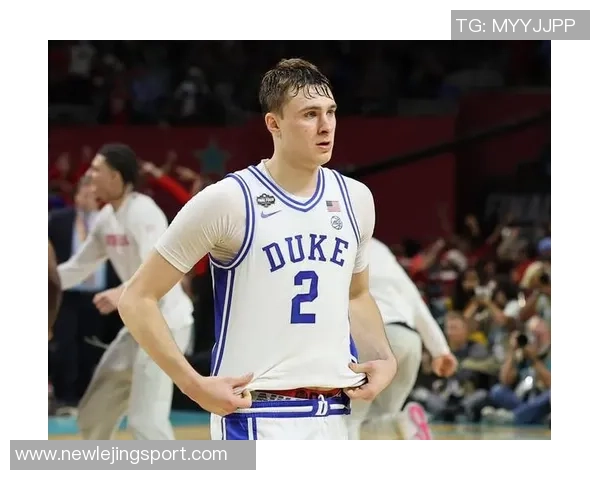 弗拉格成为NBA历史首位青少年球员单场砍下20分5板5助且零失误