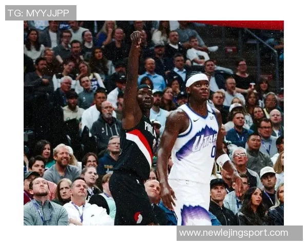 拓媒晒奥尼尔科比合照调侃杨瀚森与布雷克韦斯利的奇妙对比