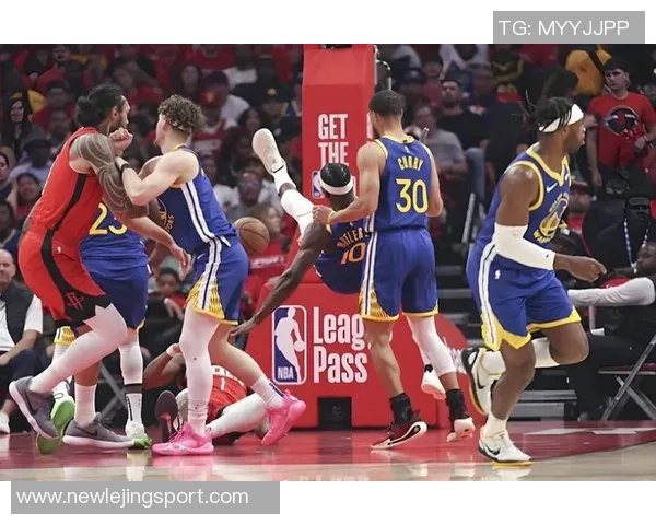 巴特勒表现低迷15投仅5中贡献20分8板5助下半场状态更差仅8投2中 巴特勒表现低迷15投仅5中贡献20分8板5助下半场状态更差仅8投2中